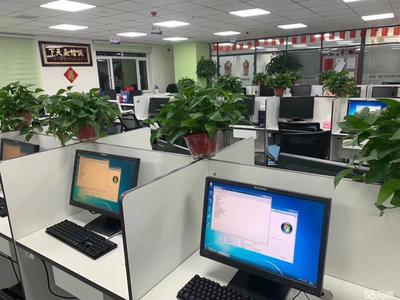 租電腦 零押金、專業服務，解決您的設備需求